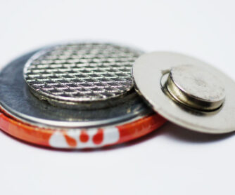 Buttons 32 mm mit Kleidungsmagnet / Textilmagnet – Bild 3