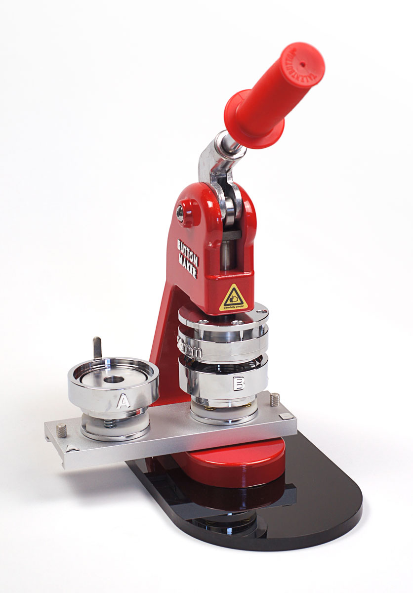 Buttonmaschine 56 mm von vorn