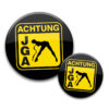 Button Achtung JGA Frau mit Peitsche Halsband Leine
