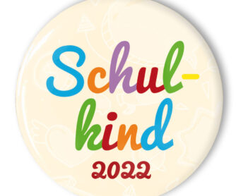 Schulkind 2022 Button zum Schulanfang bunte Buchstaben