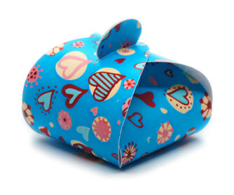 Faltschachtel Valentin 3 blauer Hintergrund, bunte Herzchen
