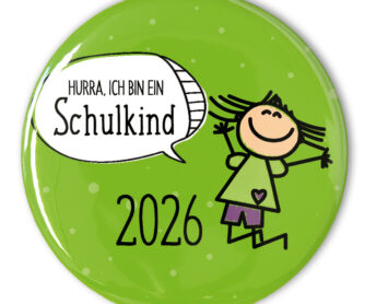 grüner Schulkind-Button 2026 mit Mädchen