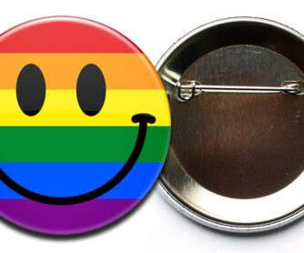 Alternative view of LGBT Smiley Regenbogen Button