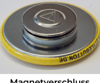 Magnetverschluss / Kleidungsmagnet an einem 37-mm Button