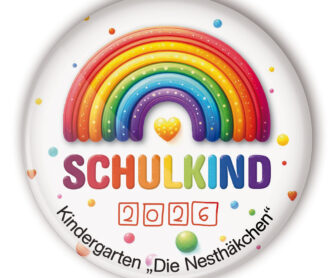personalisiertes Beispiel des Schulkind Buttons #17 "Regenbogen"